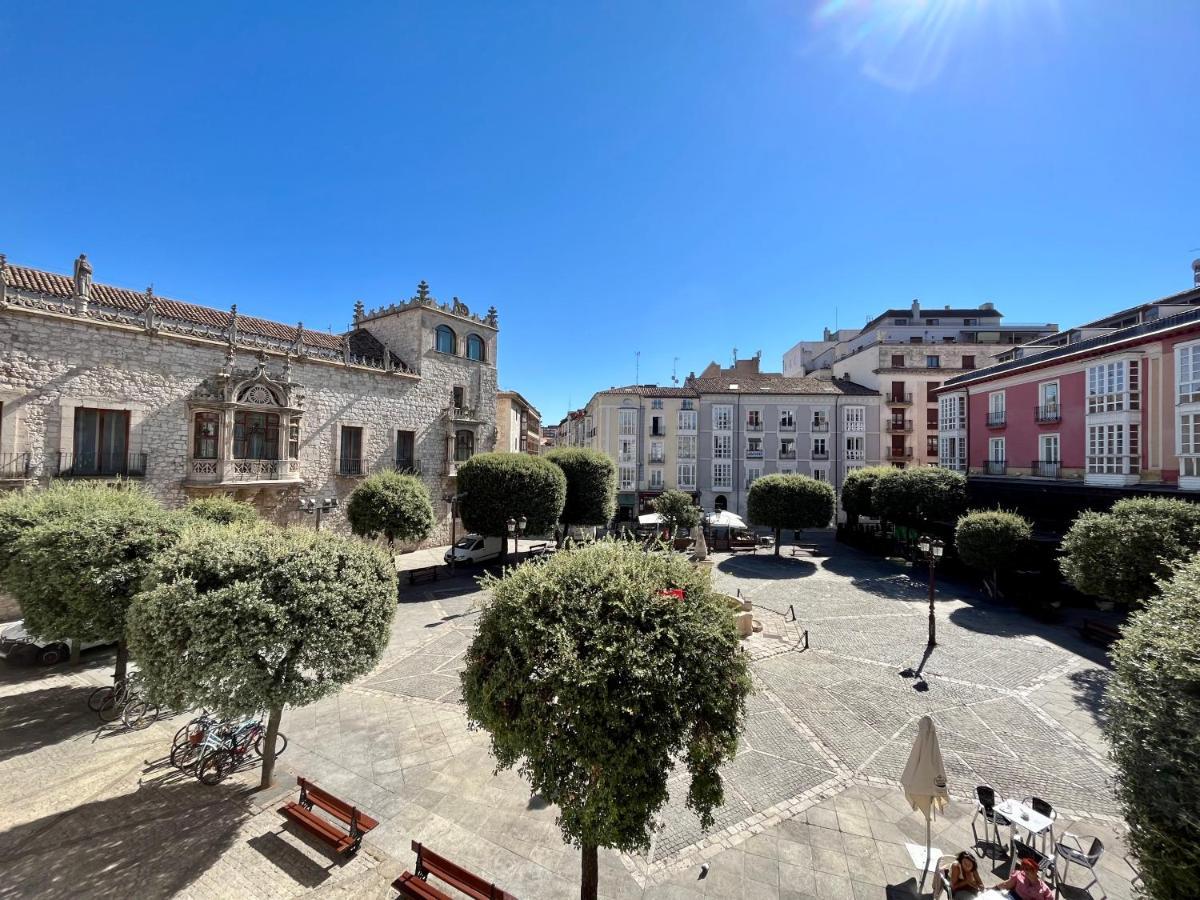 Atuaire Home Plaza De Libertad Junto A El Cid Campeador Burgos Exterior photo